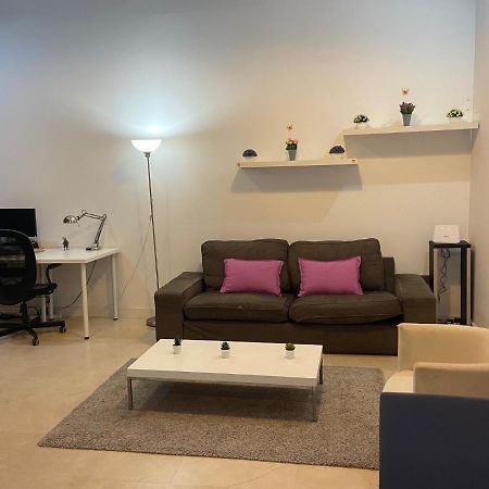 Apartamentos Marquesado Madrid Exteriör bild
